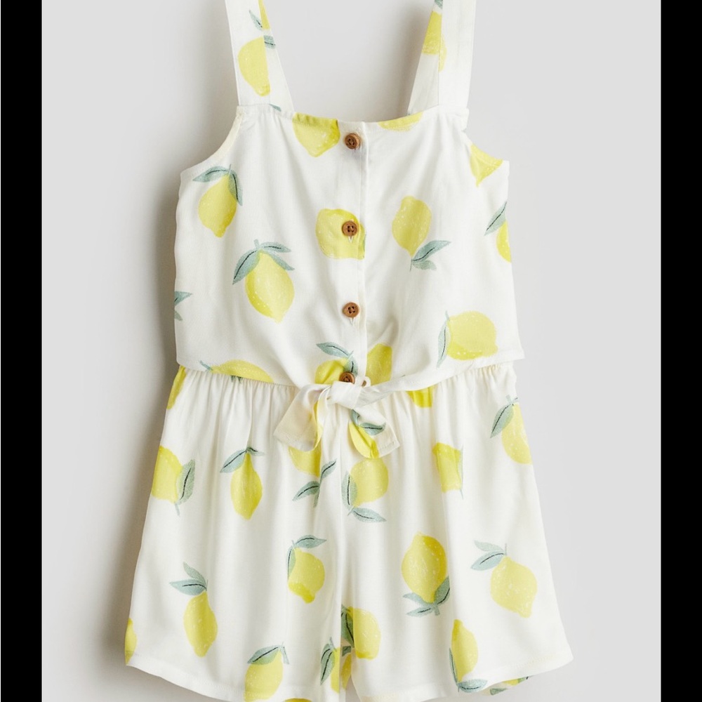 H&M 2-piece shorts set with Lemon Pattern Size 4T